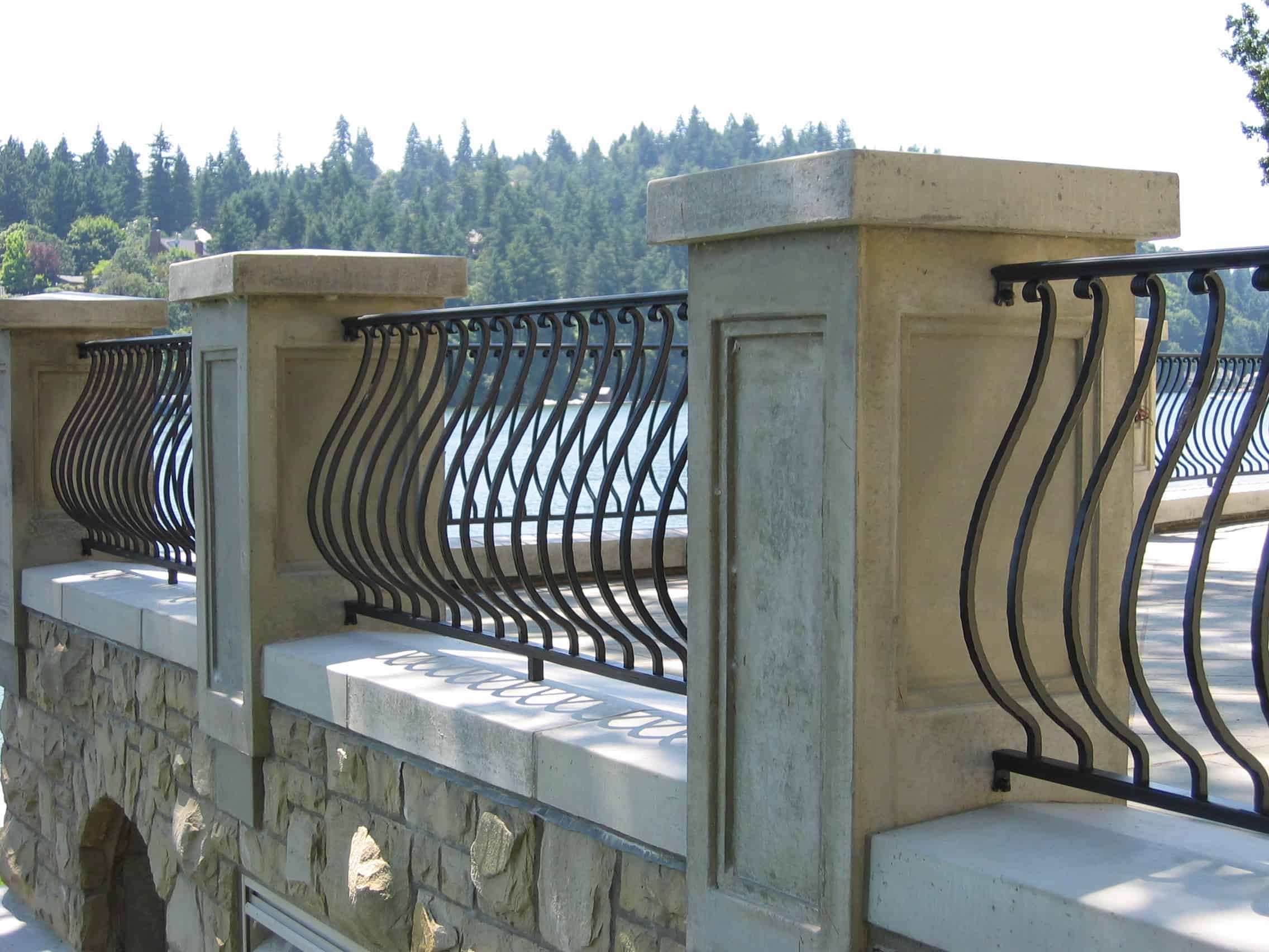 Belly Picket Railing